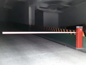 S4BAR automatická závora do 4 m - slide 1