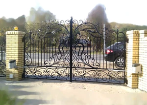 HYKEBDKCE sada pohonů pro dvoukřídlou bránu do 3,5m/křídlo - slide 1