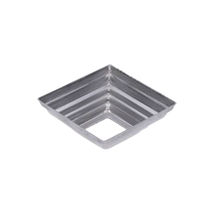 Krytka plechová, 80 x 80 x 29 mm, diera 27 x 27 mm, výlisok - slide 1
