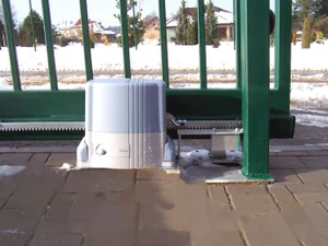 THOR1500KCE motor pre posuvnú bránu do 1500 kg - slide 2