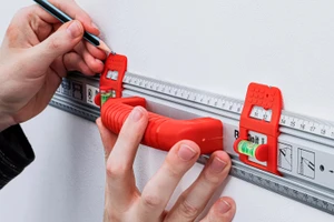 Značkovacie pravítko, s rukoväťou a vodováhou, L = 750 mm - slide 1