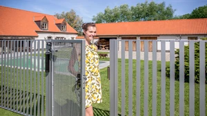 LOCINOX® LION hydraulický zavírač pro křídlové brány a branky do 75kg / 1,1m, otevíratelný do 180° - slide 3