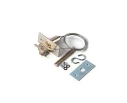 Odblokování z vnější strany s ocelovým lankem a zámkem